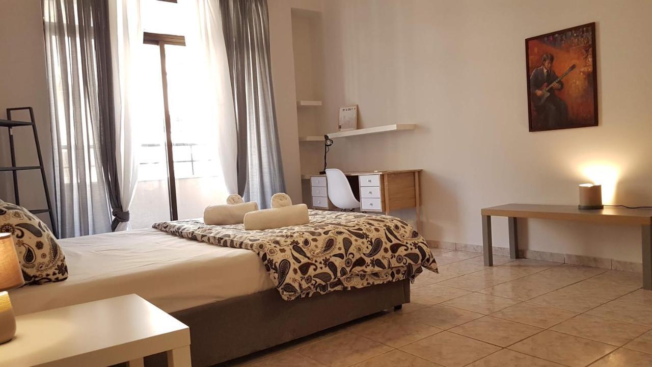 Palette Apartment Champagne - Athens Center, 6 Bd, 3 Bath Exterior photo