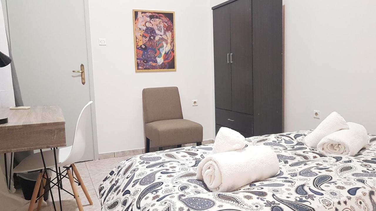 Palette Apartment Champagne - Athens Center, 6 Bd, 3 Bath Exterior photo