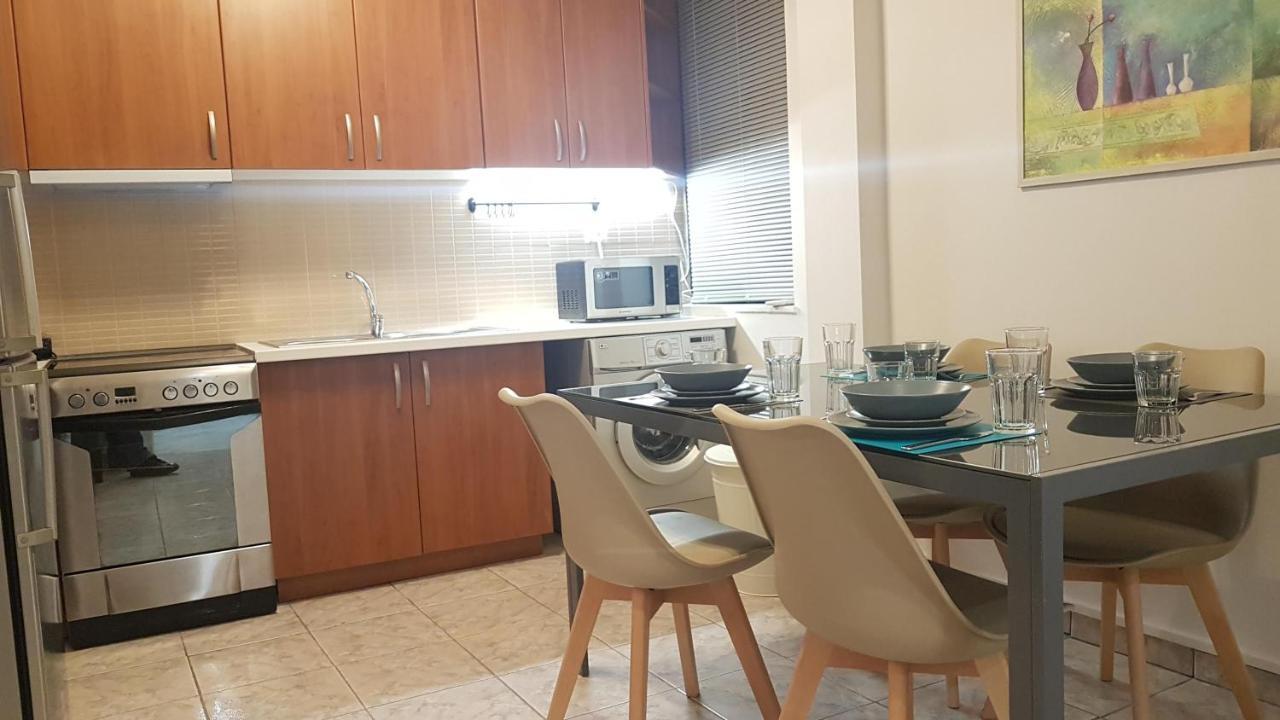 Palette Apartment Champagne - Athens Center, 6 Bd, 3 Bath Exterior photo